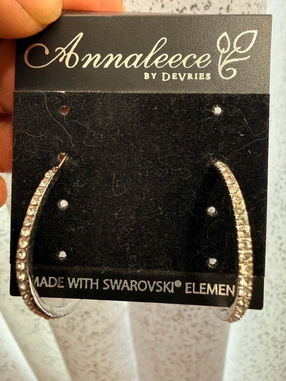 New Annaleece by DeVries Heart Earrings Swarovski Elements Silver Tone
